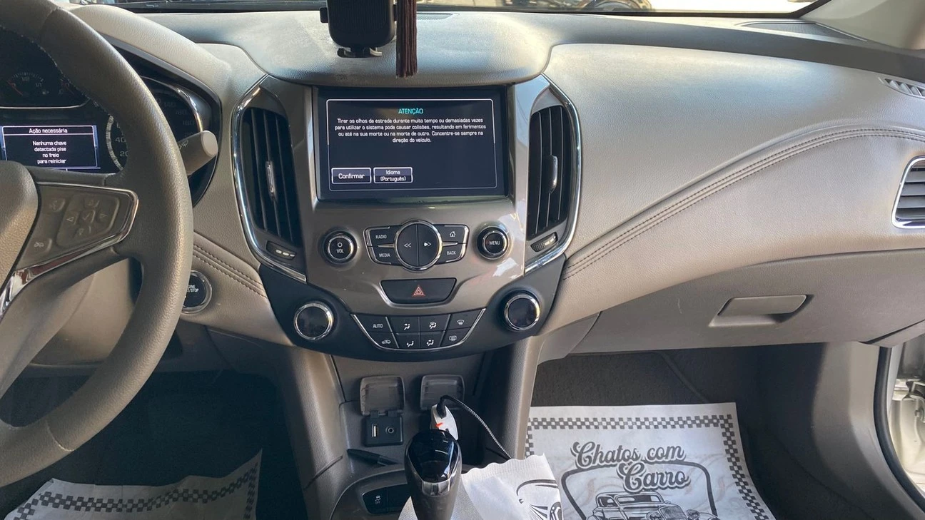 CHEVROLET CRUZE