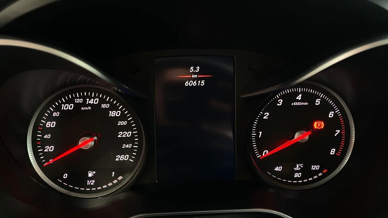 MERCEDES-BENZ C 180