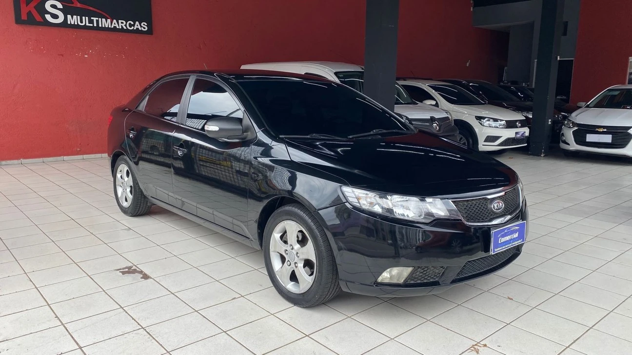 KIA CERATO
