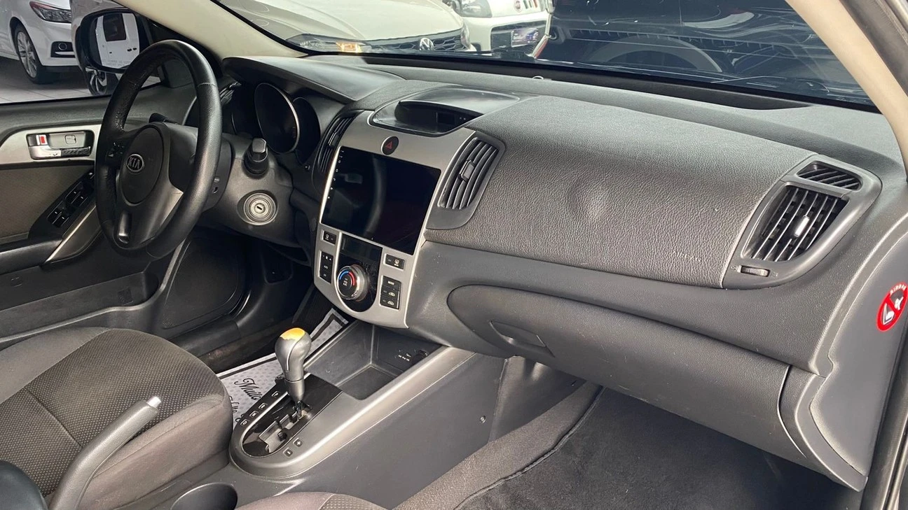 KIA CERATO