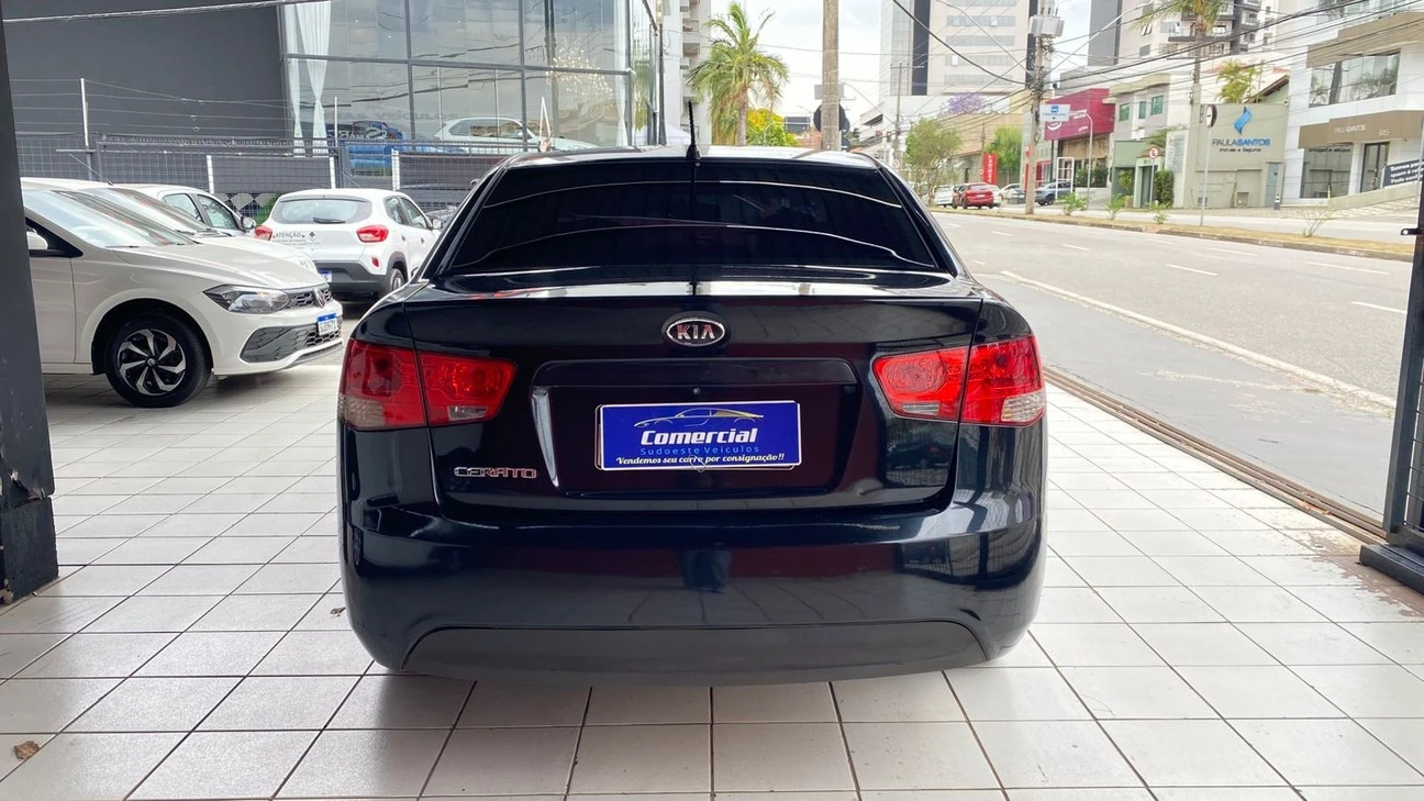 KIA CERATO