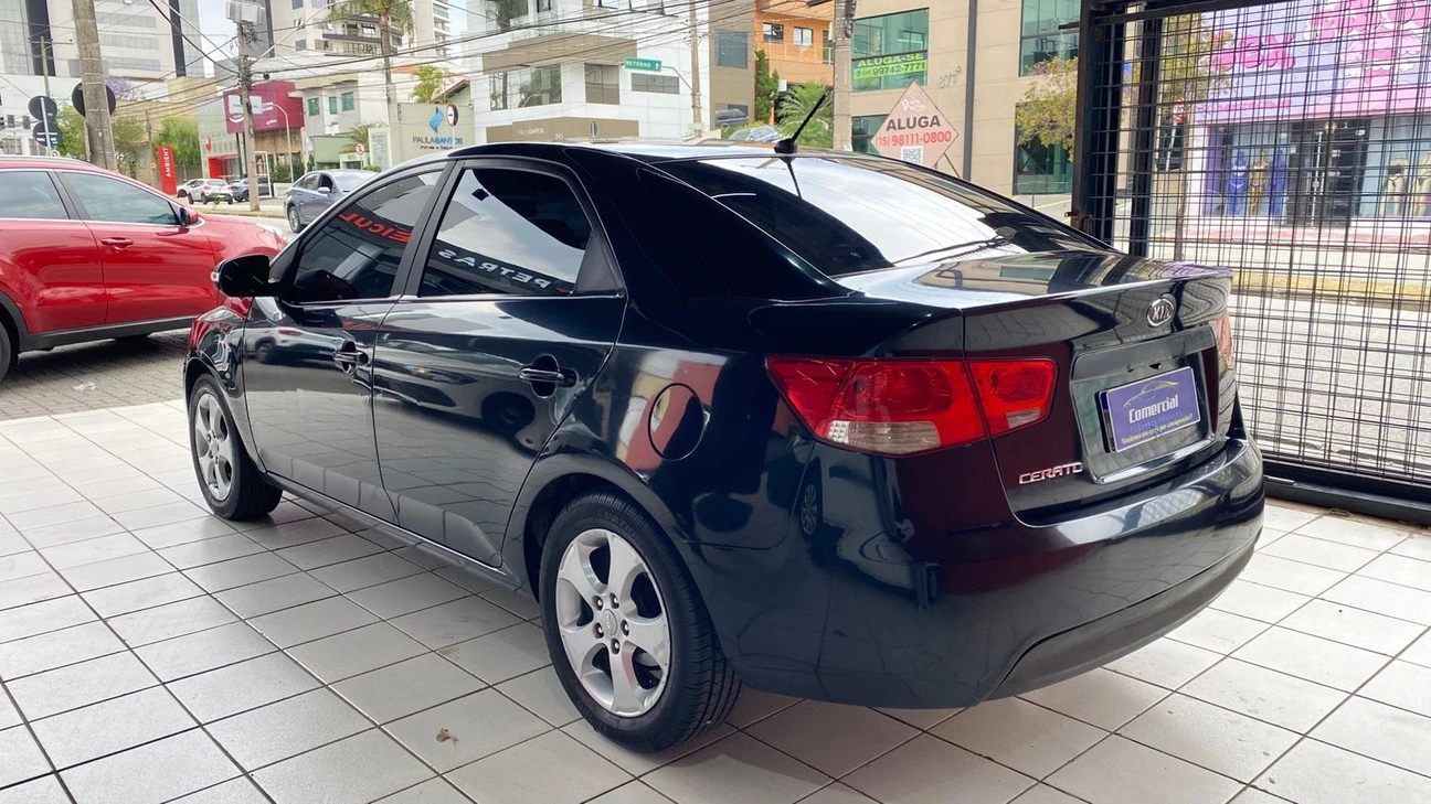 KIA CERATO
