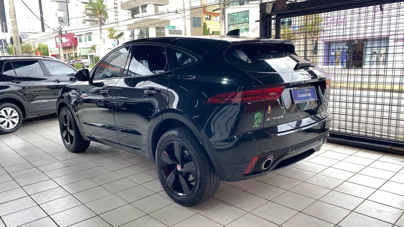 JAGUAR E-PACE
