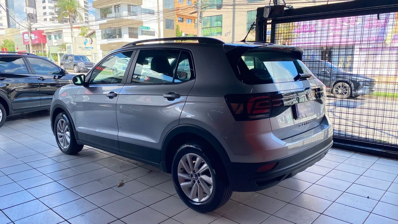 VOLKSWAGEN T-CROSS