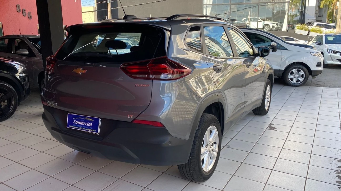 CHEVROLET TRACKER