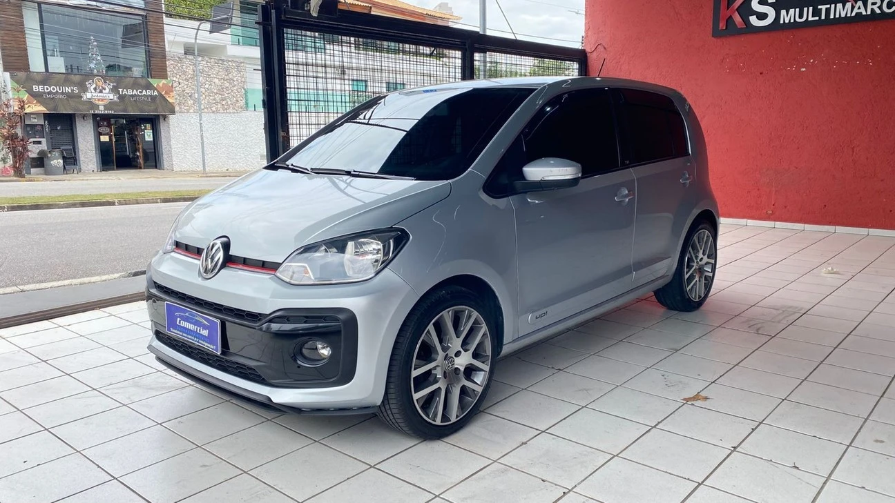 VOLKSWAGEN UP