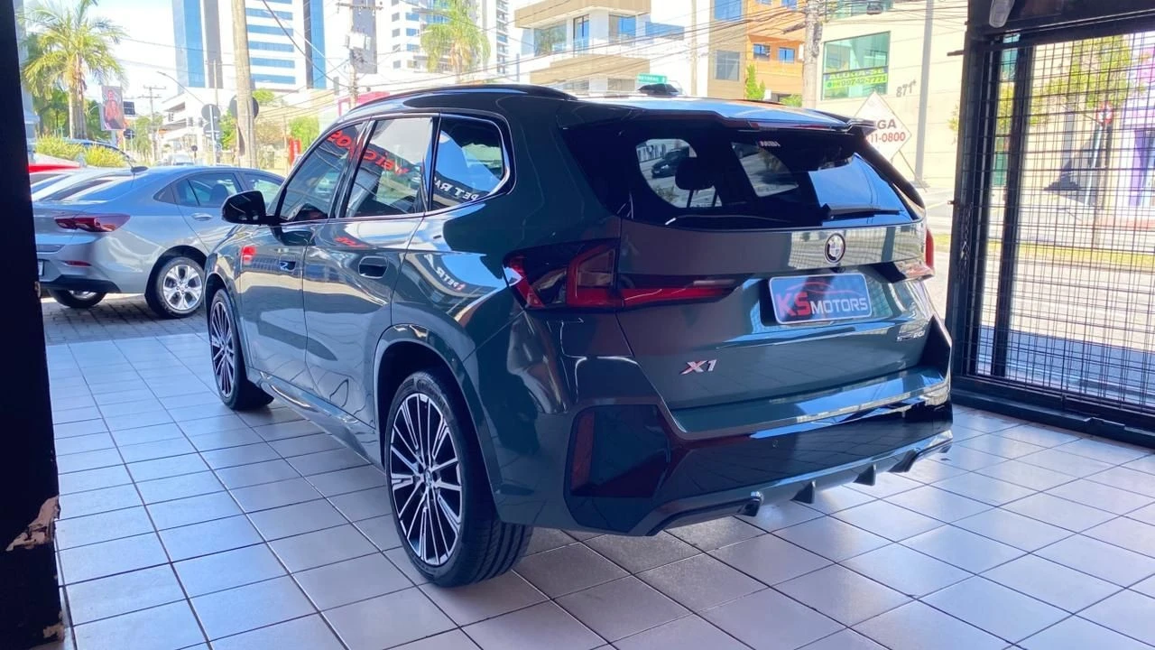 BMW X1