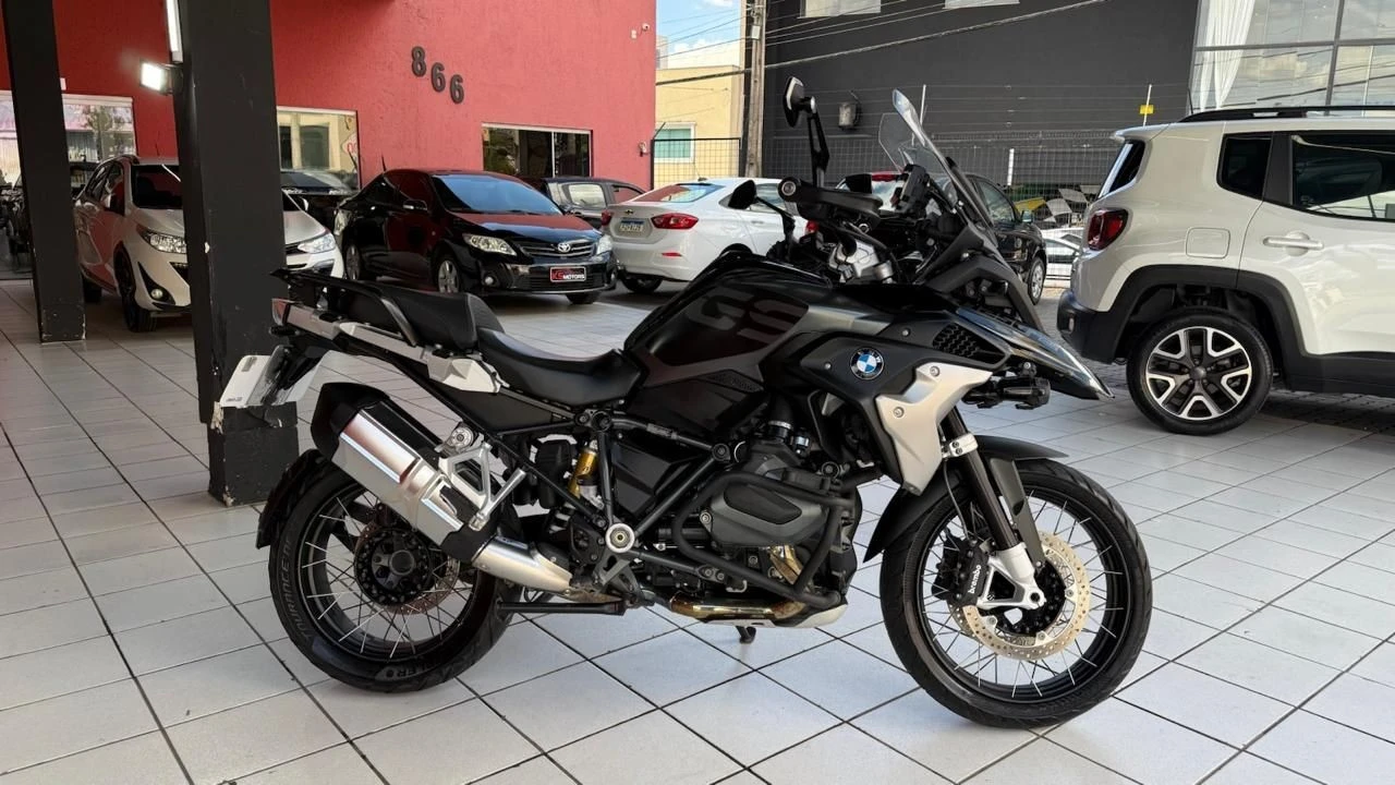 BMW R 1250 GS TRIPLE BLACK