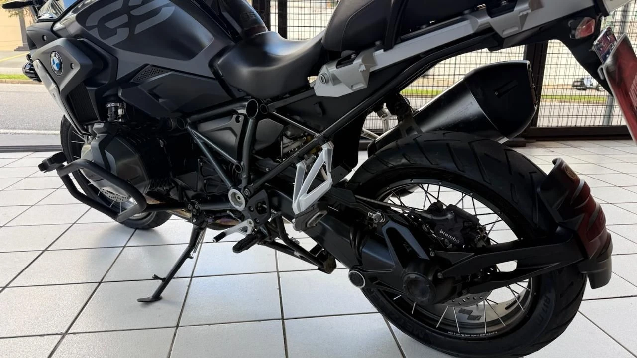 BMW R 1250 GS TRIPLE BLACK