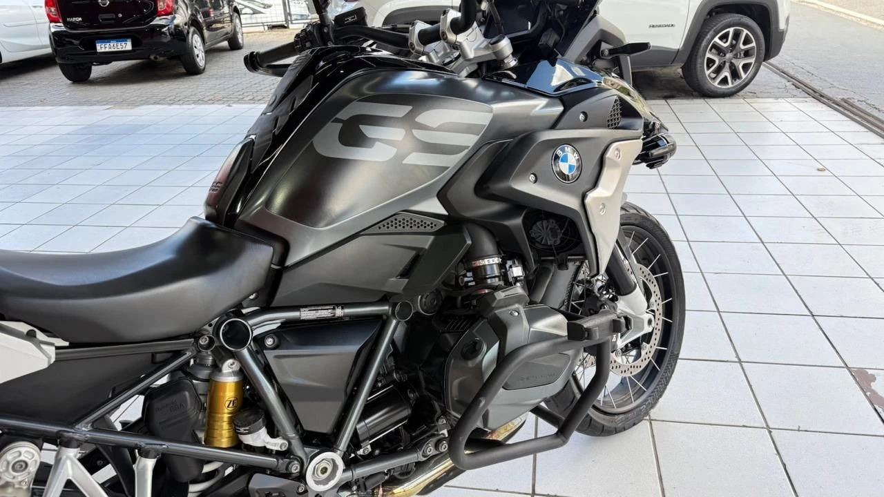 BMW R 1250 GS TRIPLE BLACK