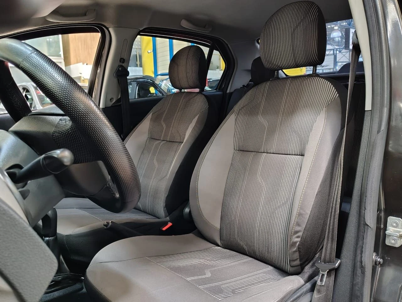 RENAULT LOGAN