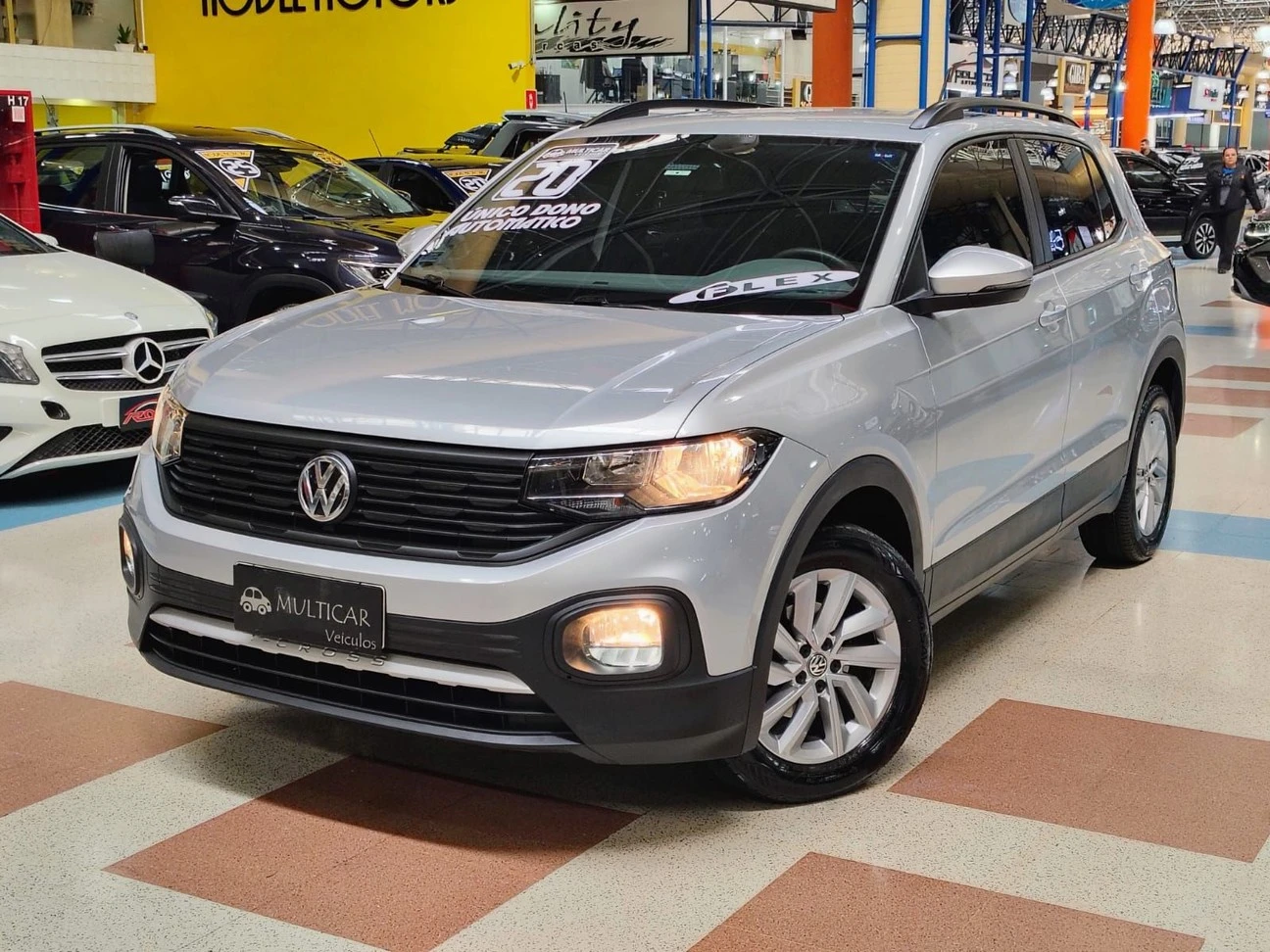 VOLKSWAGEN T-CROSS