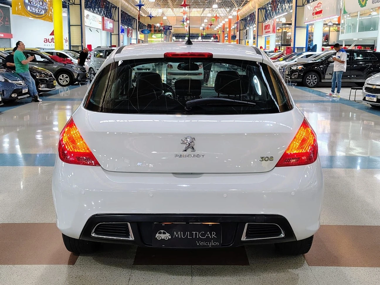 PEUGEOT 308