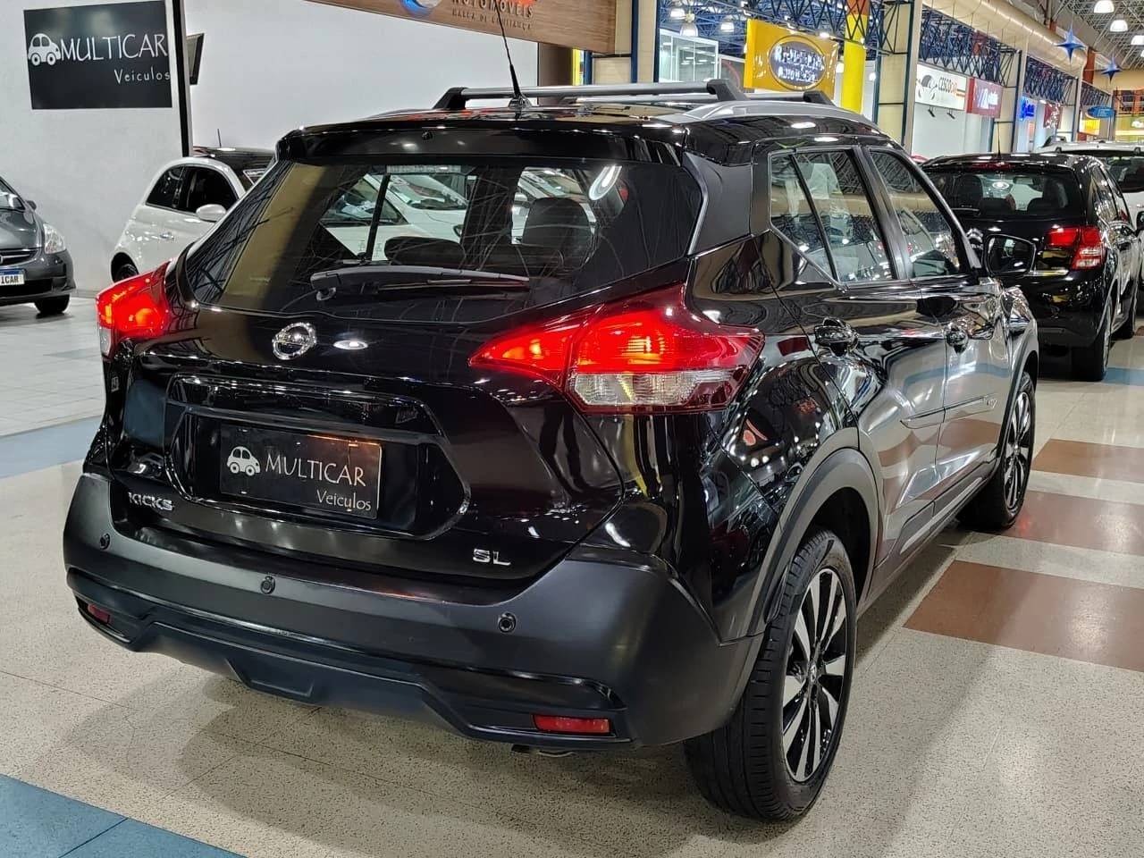 NISSAN KICKS