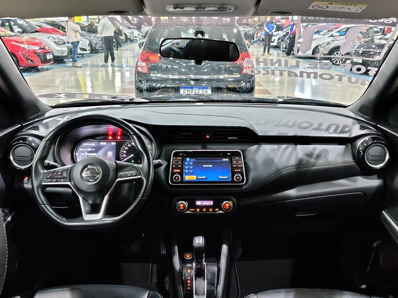NISSAN KICKS