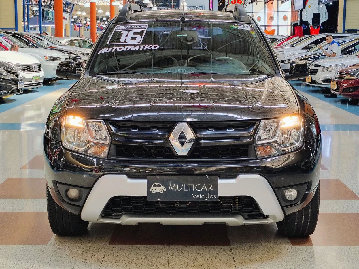RENAULT DUSTER