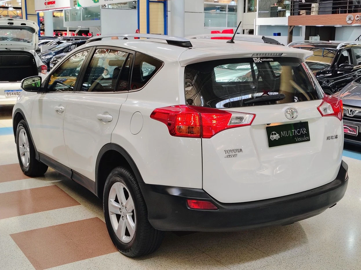 TOYOTA RAV4