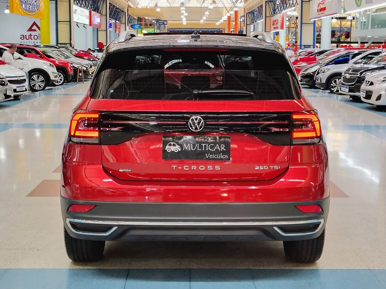 VOLKSWAGEN T-CROSS
