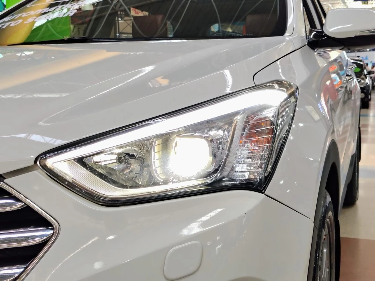 HYUNDAI GRAND SANTA FE