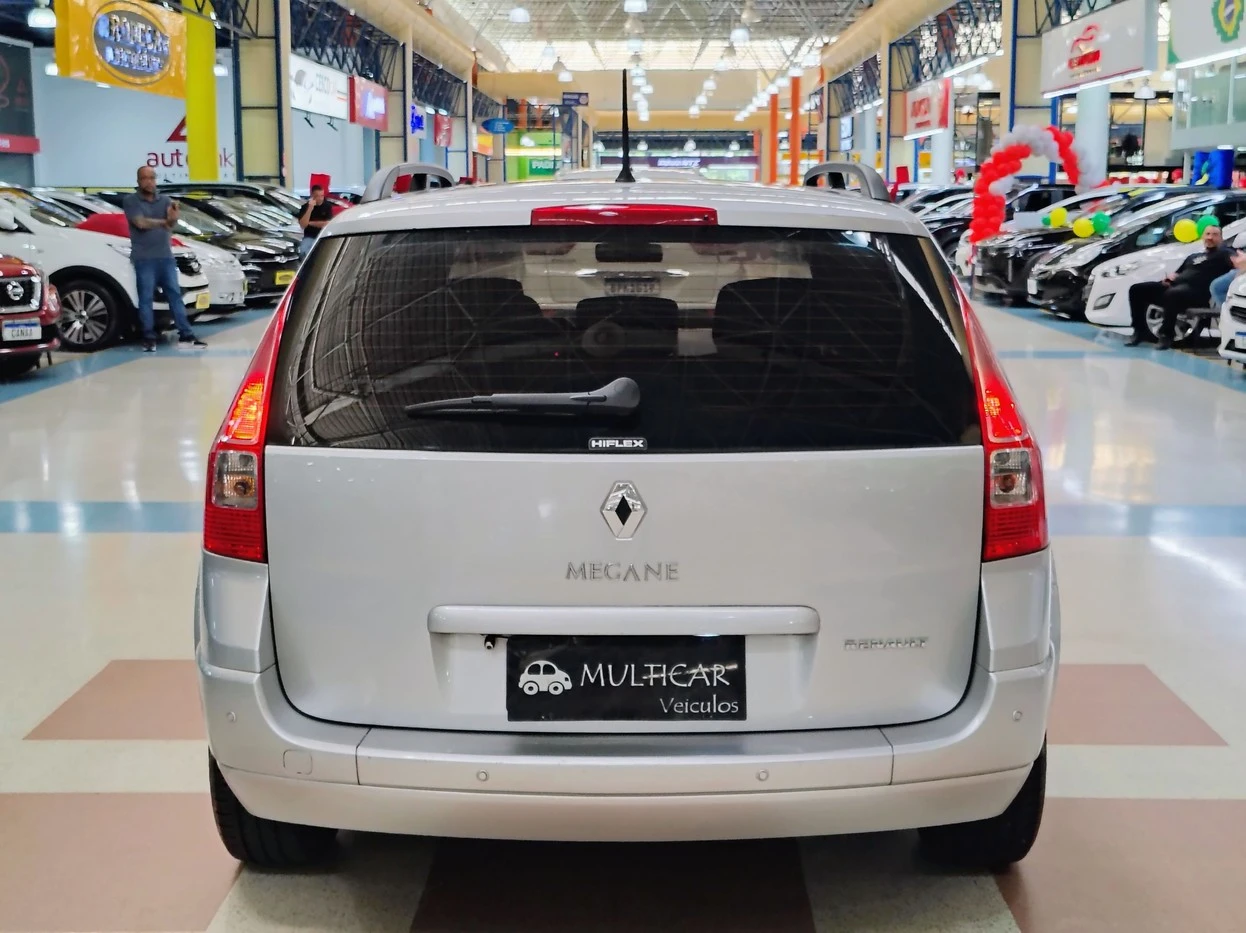 RENAULT MEGANE