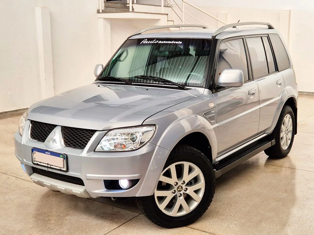 MITSUBISHI PAJERO TR4