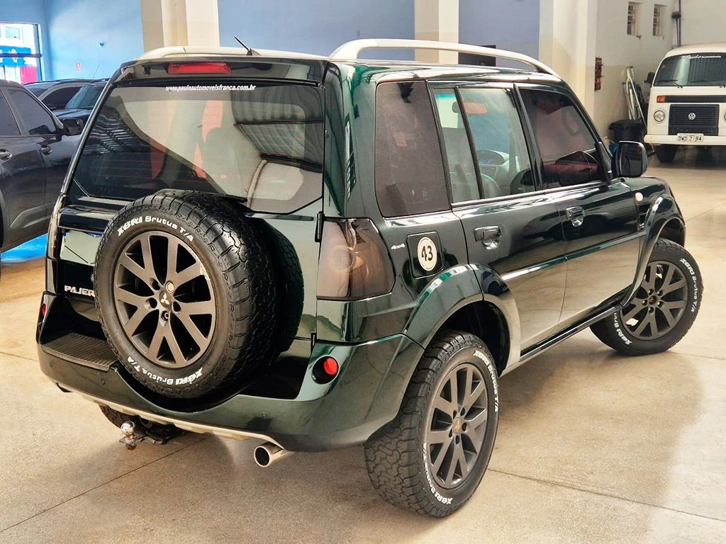 MITSUBISHI PAJERO TR4