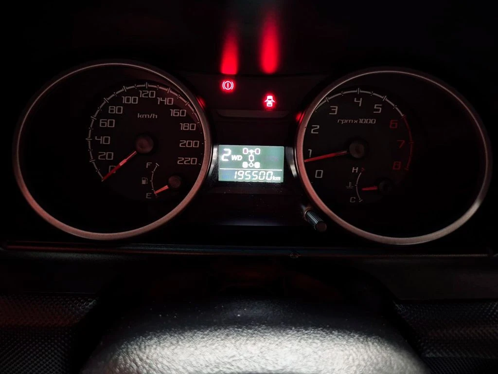 MITSUBISHI PAJERO TR4
