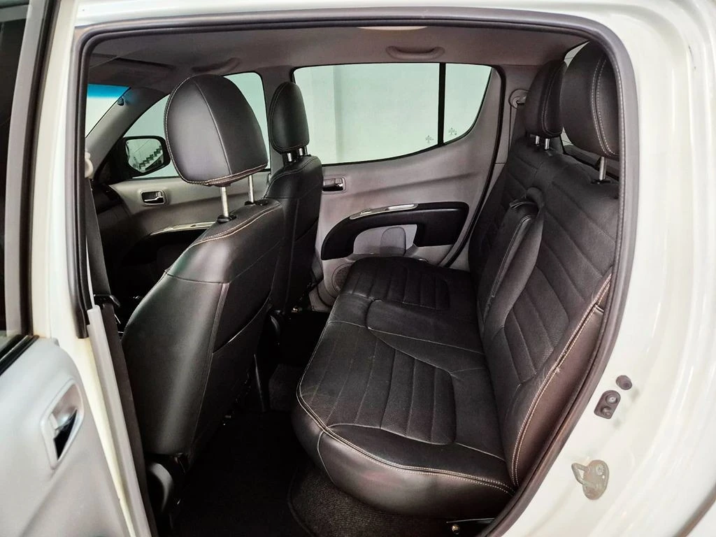 MITSUBISHI L200 TRITON