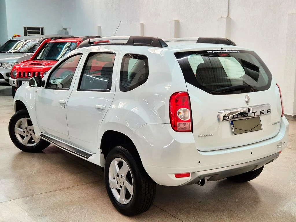 RENAULT DUSTER