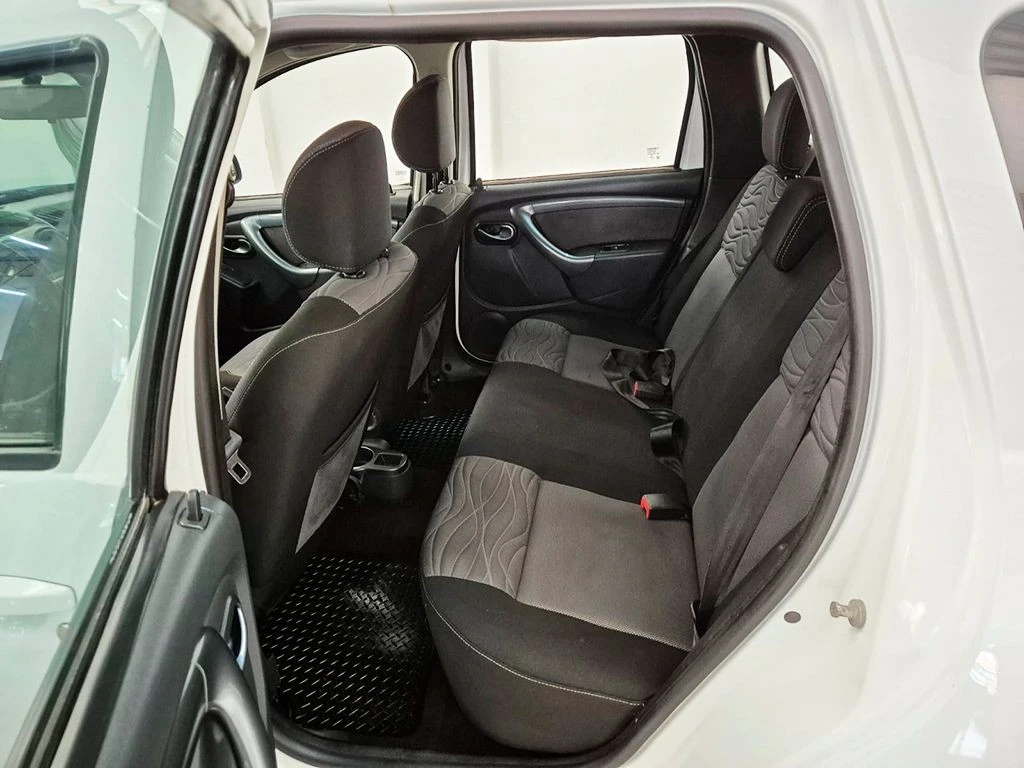 RENAULT DUSTER
