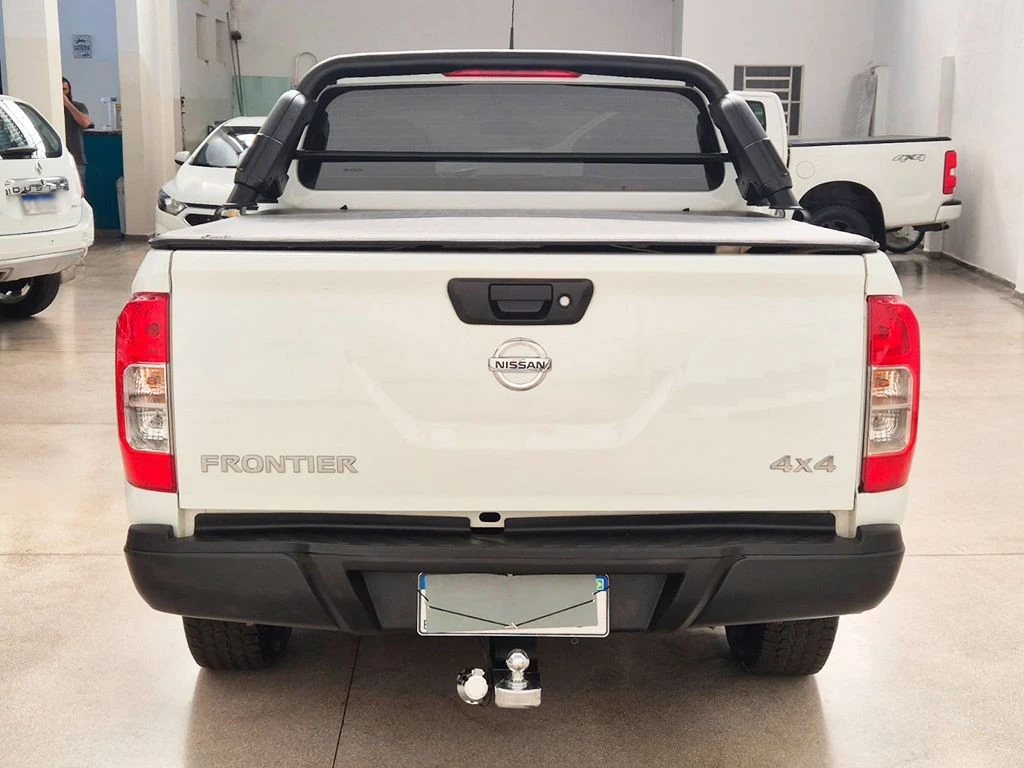 NISSAN FRONTIER