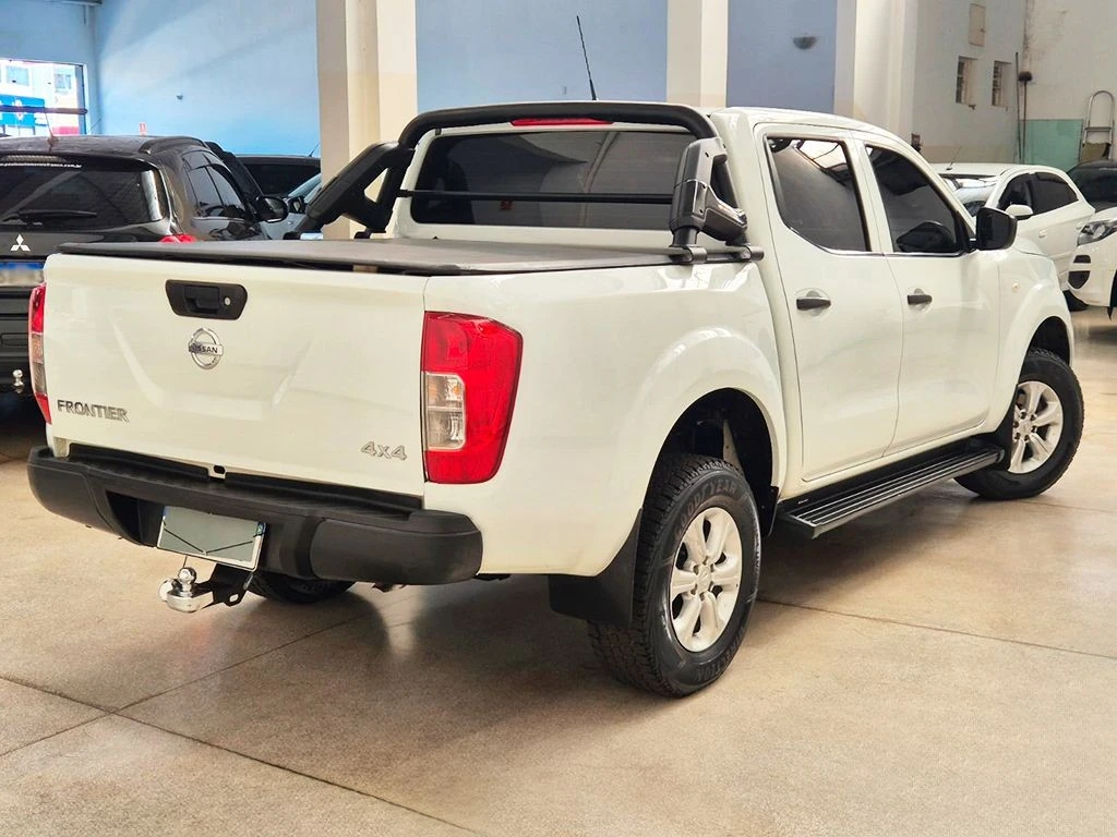 NISSAN FRONTIER