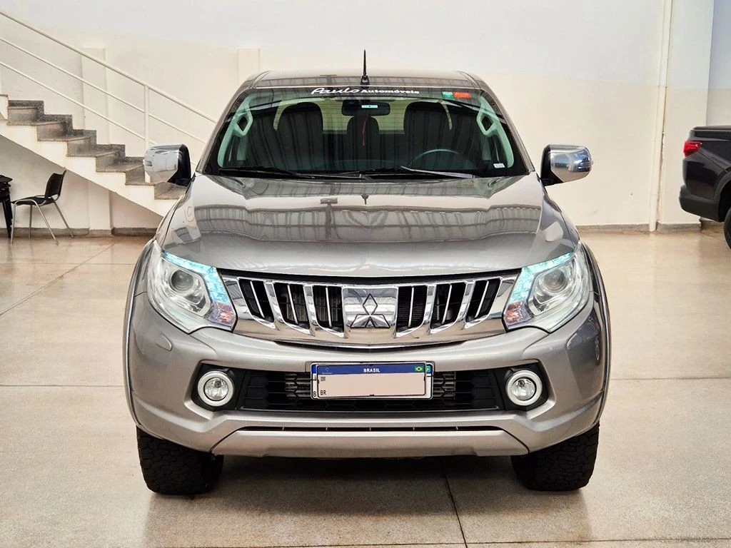 MITSUBISHI L200 TRITON