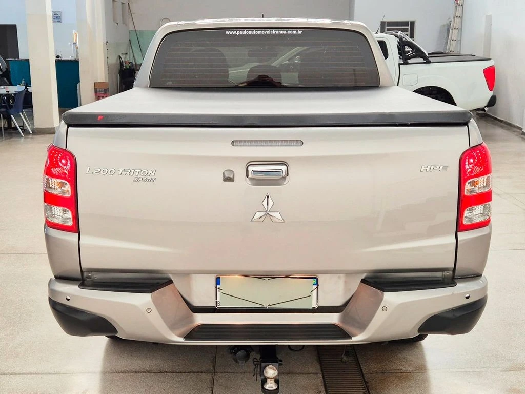 MITSUBISHI L200 TRITON