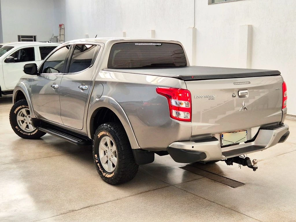 MITSUBISHI L200 TRITON