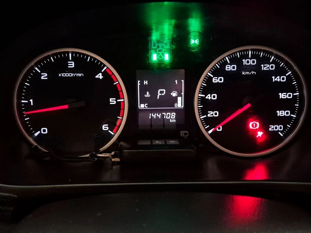 MITSUBISHI L200 TRITON