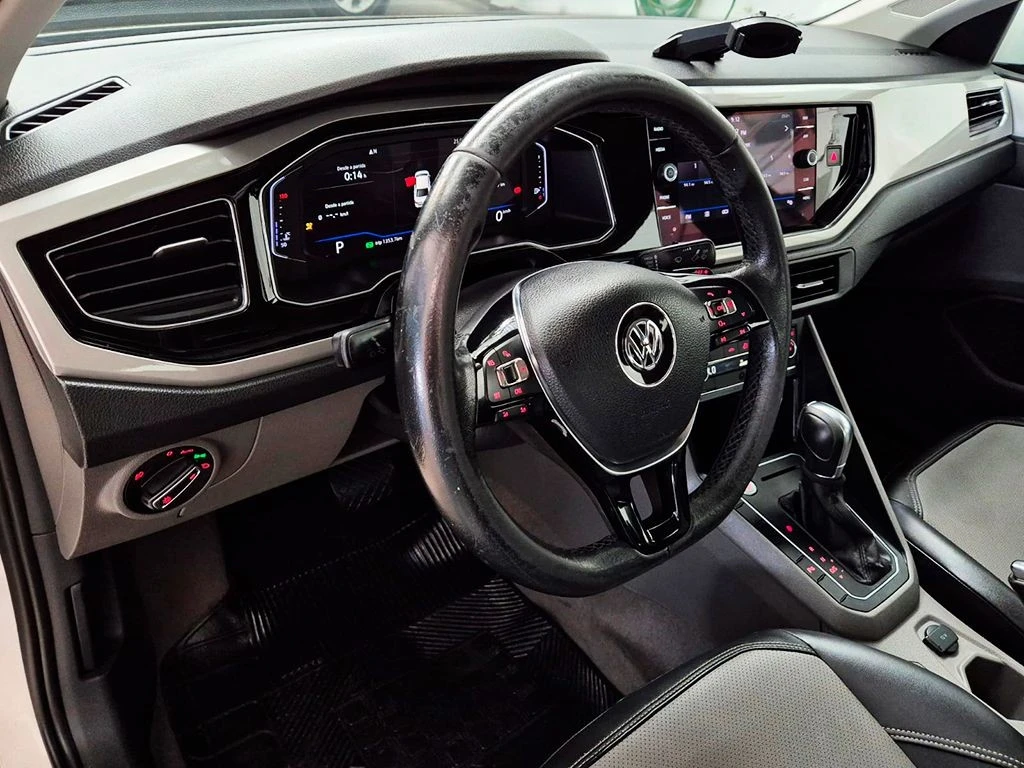 VOLKSWAGEN VIRTUS