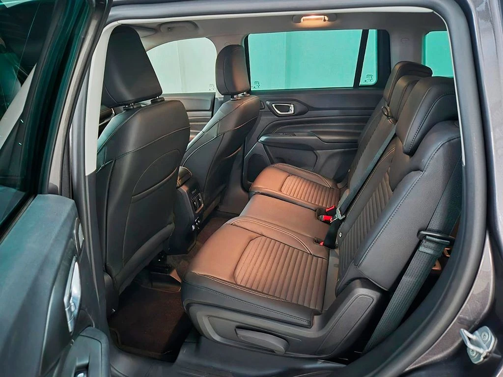 JEEP COMMANDER