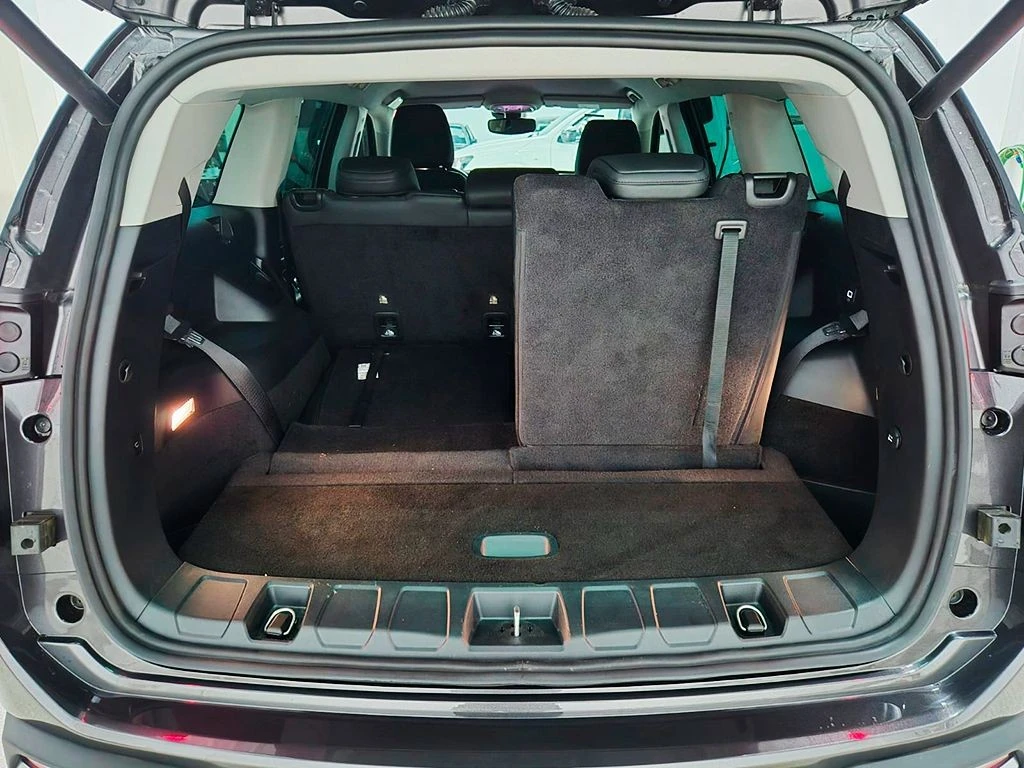 JEEP COMMANDER