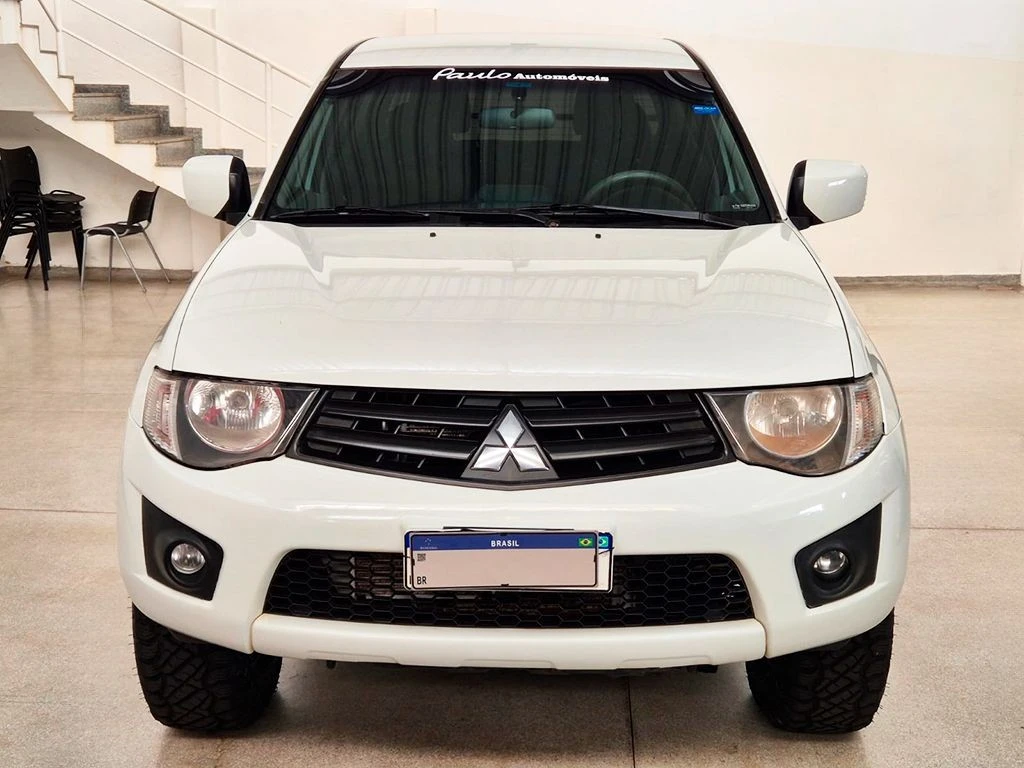 MITSUBISHI L200 TRITON