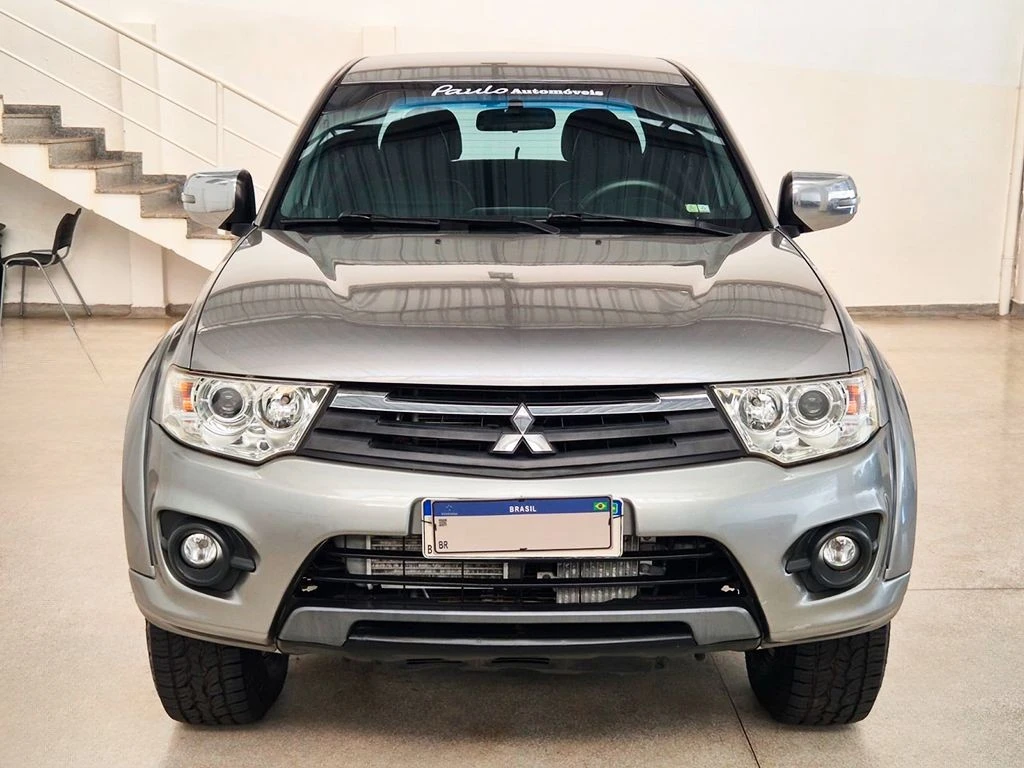 MITSUBISHI L200 TRITON