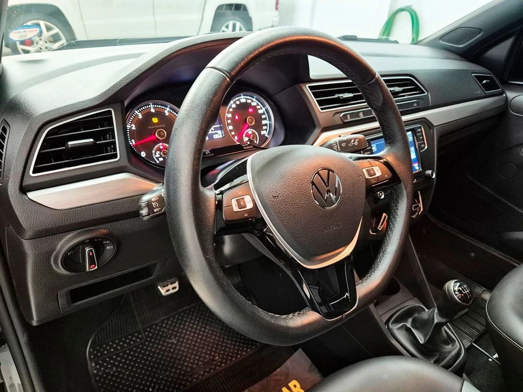 VOLKSWAGEN SAVEIRO