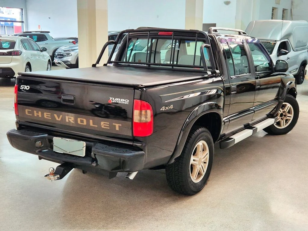 CHEVROLET S10