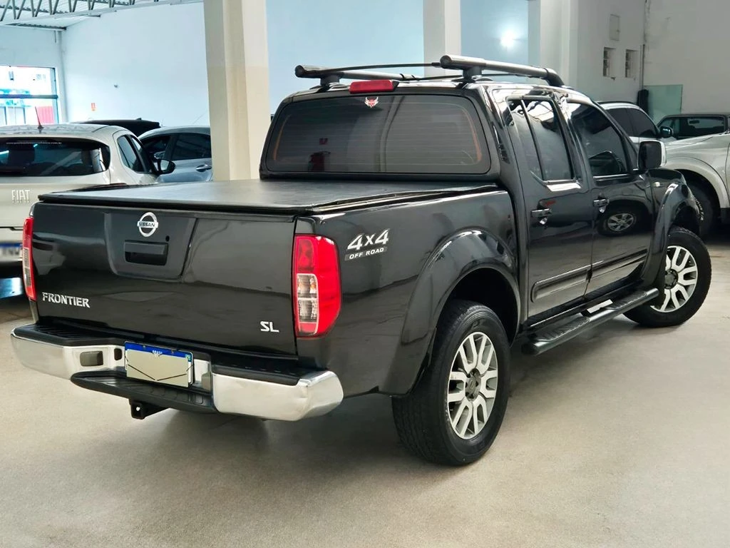 NISSAN FRONTIER