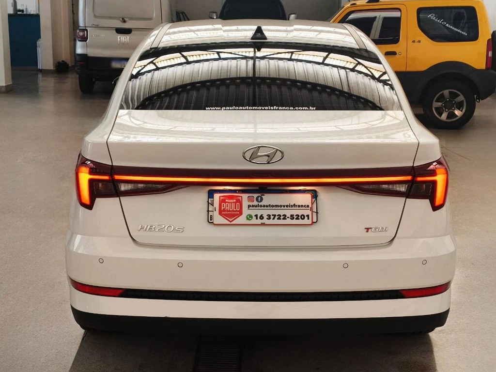 HYUNDAI HB20S