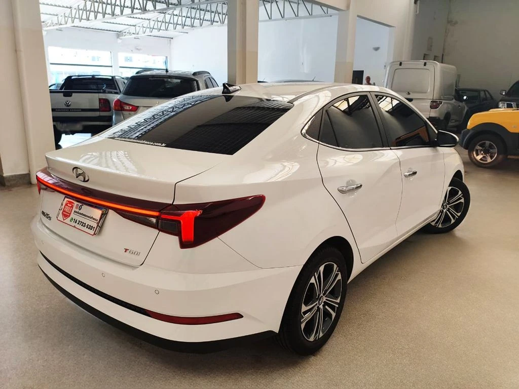 HYUNDAI HB20S