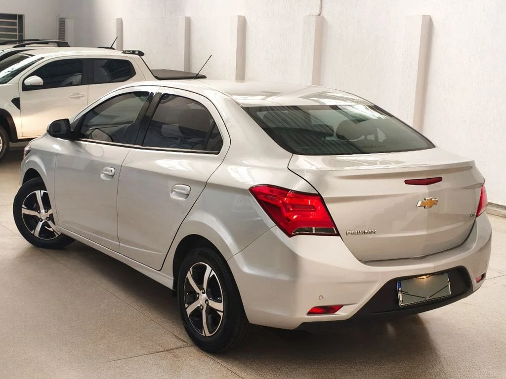 CHEVROLET PRISMA