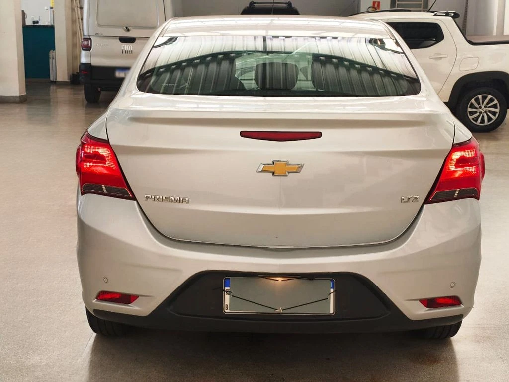 CHEVROLET PRISMA