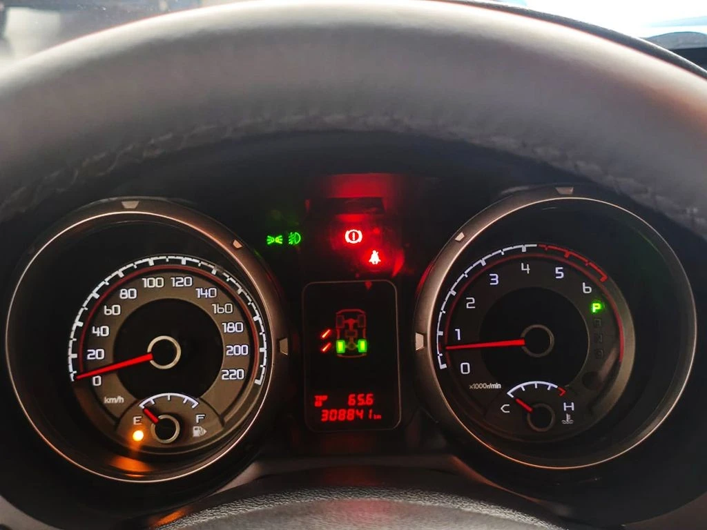 MITSUBISHI PAJERO FULL