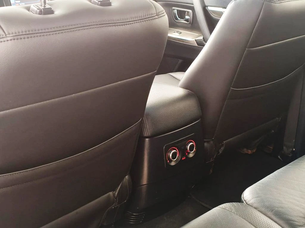 MITSUBISHI PAJERO FULL